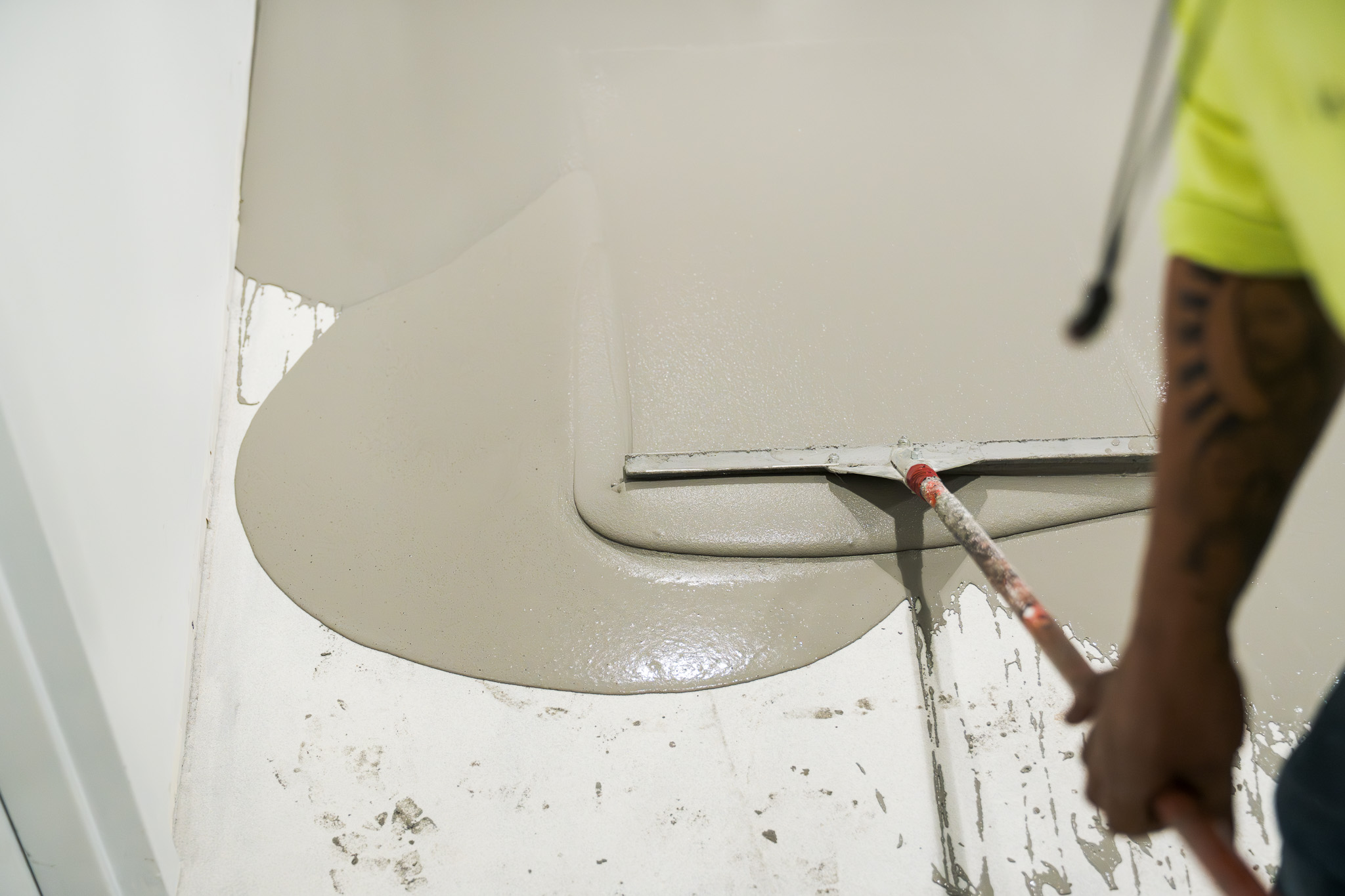 Seamless flooring installation