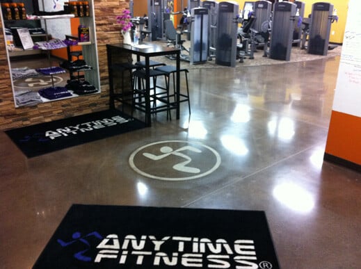 chicago gym with polished concrete floor installed by customcrete 