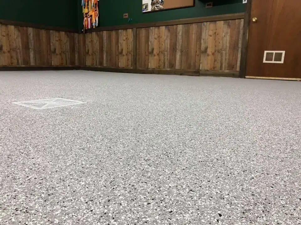 flank epoxy flooring in a dog kennel