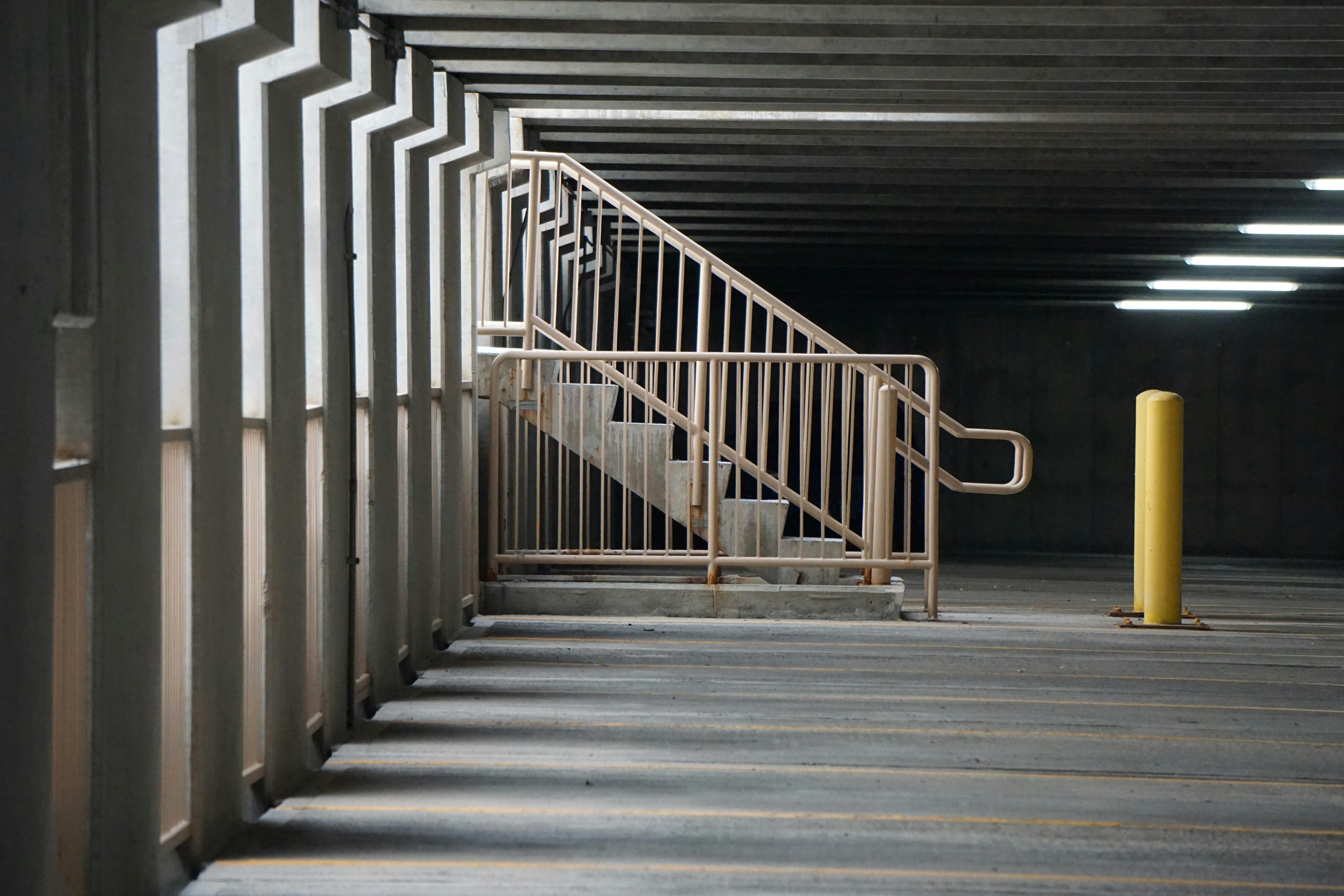 Parking garage